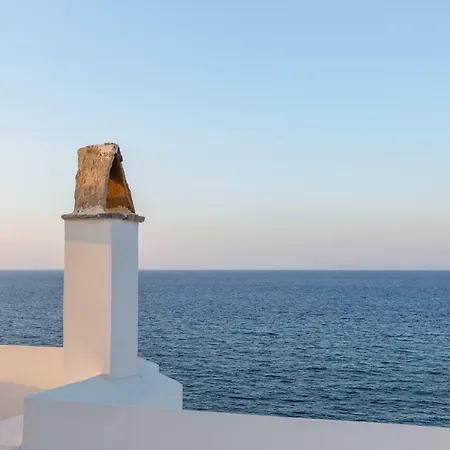 Sea Front Maizonette Aura Вилла